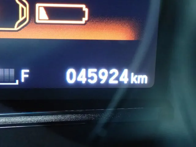 シャトル　ハイブリッド（ホンダ）の車両写真