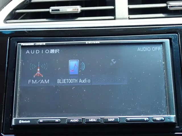 シャトル　ハイブリッド（ホンダ）の車両写真