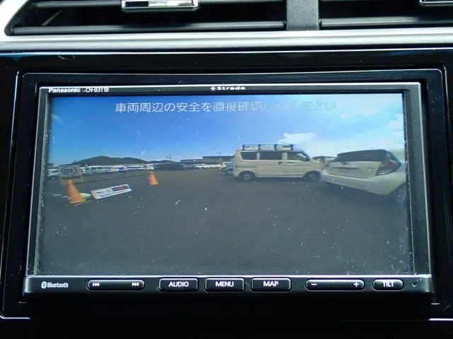 シャトル　ハイブリッド（ホンダ）の車両写真