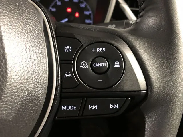 トヨタ　カローラ　ツーリング　ハイブリッド