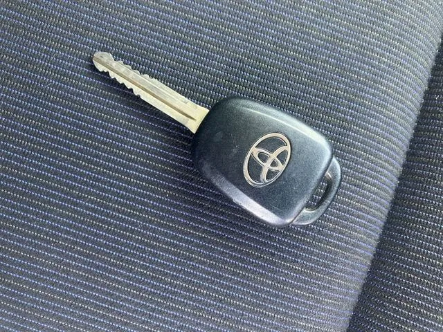 トヨタ　サクシードバン　４ＷＤ