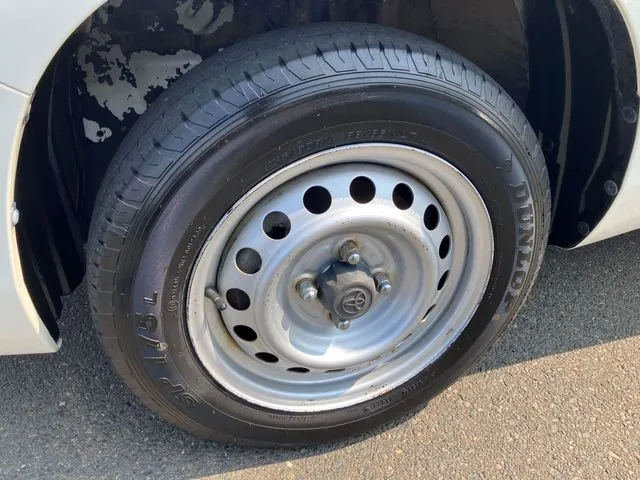 トヨタ　サクシードバン　４ＷＤ