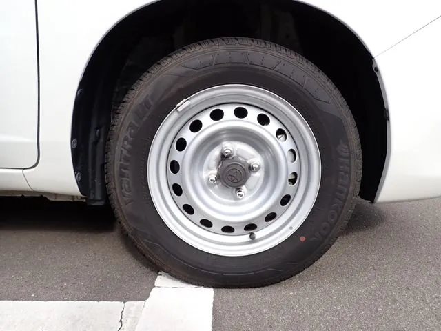 プロボックスバン　２ＷＤ（トヨタ）の車両写真