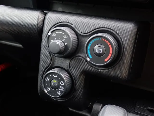 プロボックスバン　２ＷＤ（トヨタ）の車両写真