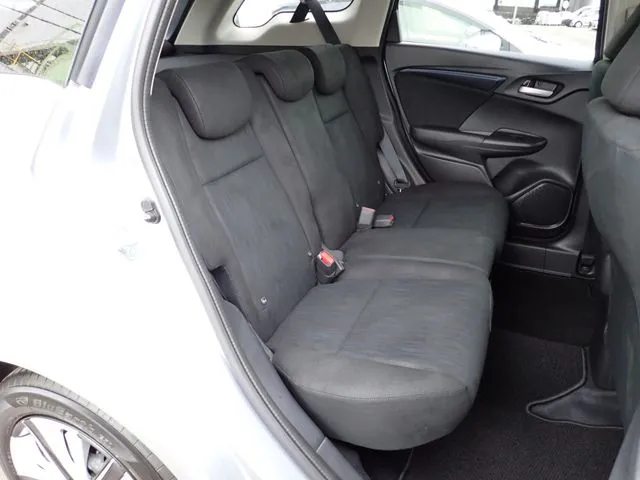 ホンダ　シャトル　ハイブリッド