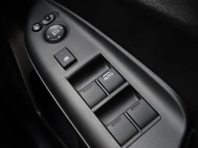 ホンダ　シャトル　ハイブリッド