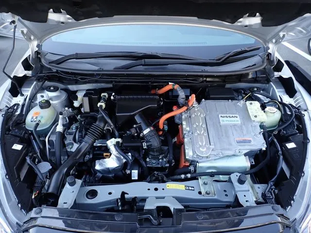 ニッサン　キックス