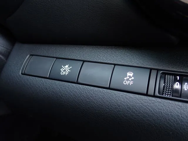 ニッサン　キックス