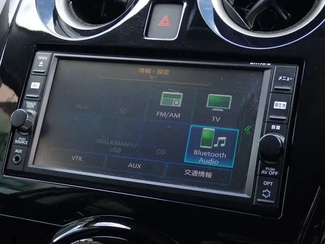 ニッサン　ノート