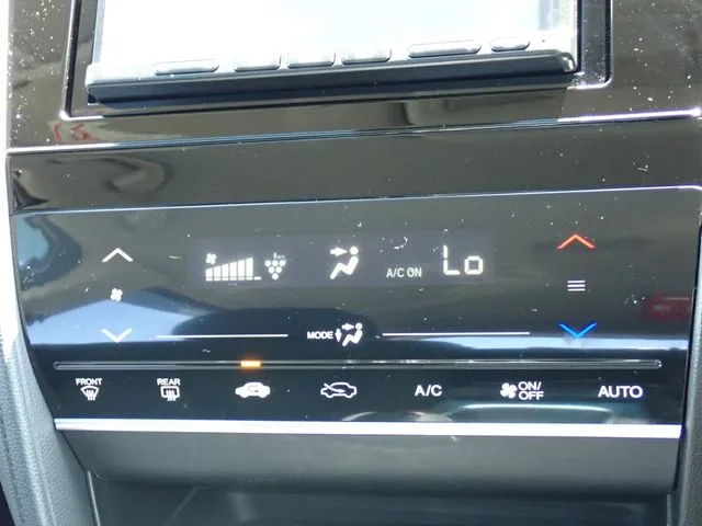 ホンダ　シャトル　ハイブリッド