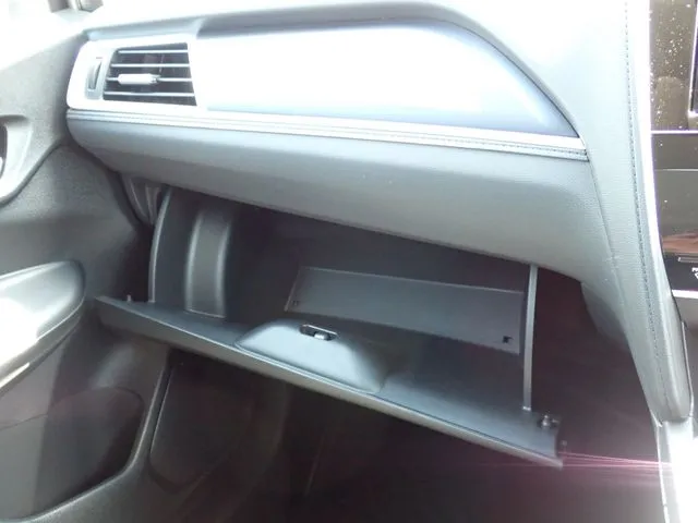 ホンダ　シャトル　ハイブリッド