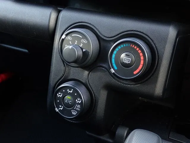 マツダ　ファミリアバン　２ＷＤ