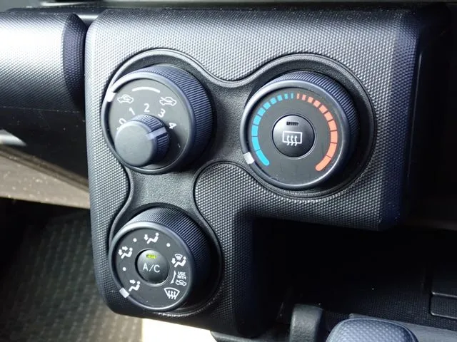 トヨタ　プロボックスバン　２ＷＤ