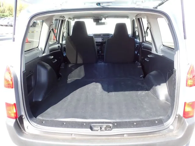 トヨタ　プロボックスバン　２ＷＤ