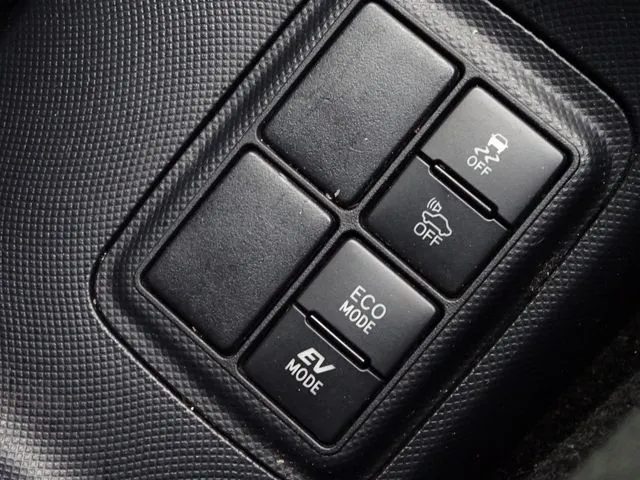 アクア（トヨタ）の車両写真