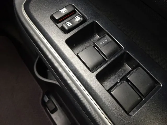 アクア（トヨタ）の車両写真