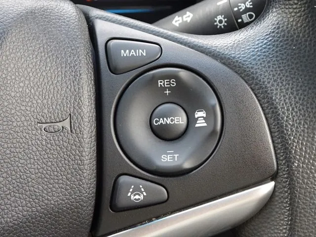 シャトル　ハイブリッド（ホンダ）の車両写真