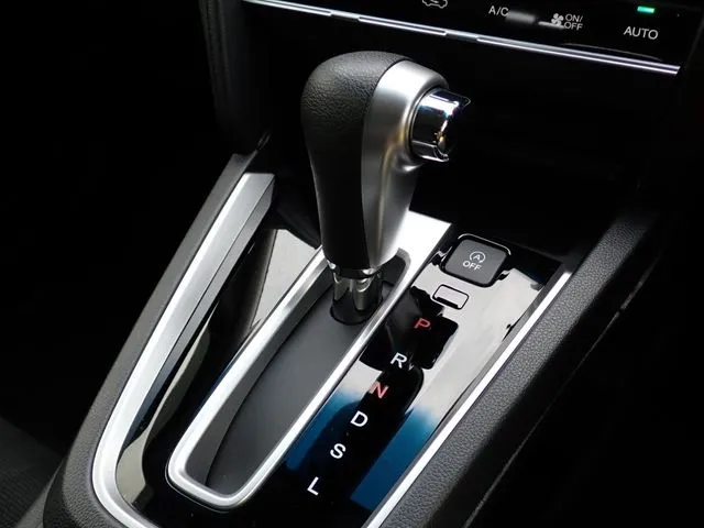 ホンダ シャトル 4WD