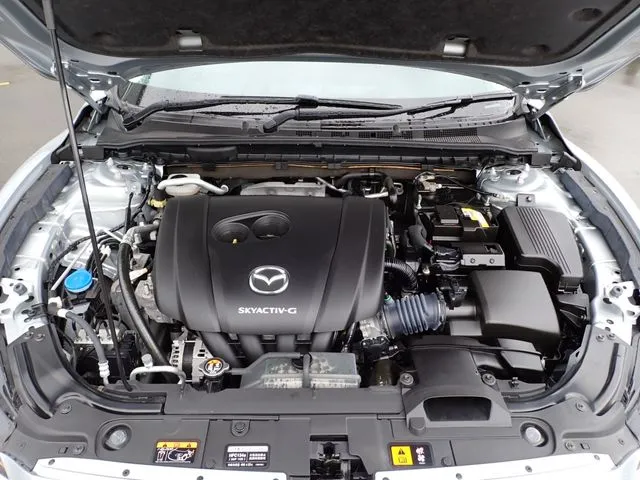 ＭＡＺＤＡ６　セダン（マツダ）の車両写真