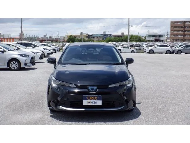 トヨタ　カローラ　ツーリング　ハイブリッド