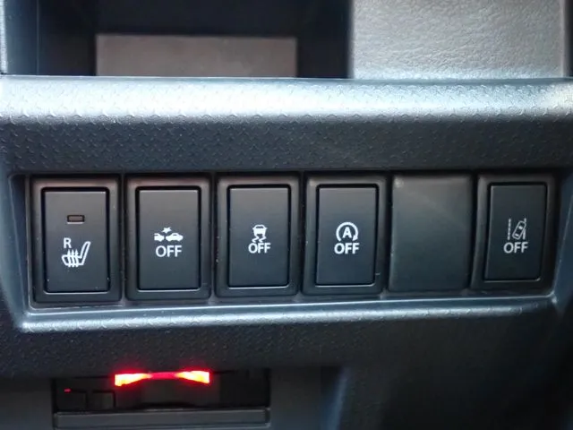 ハスラー（スズキ）の車両写真