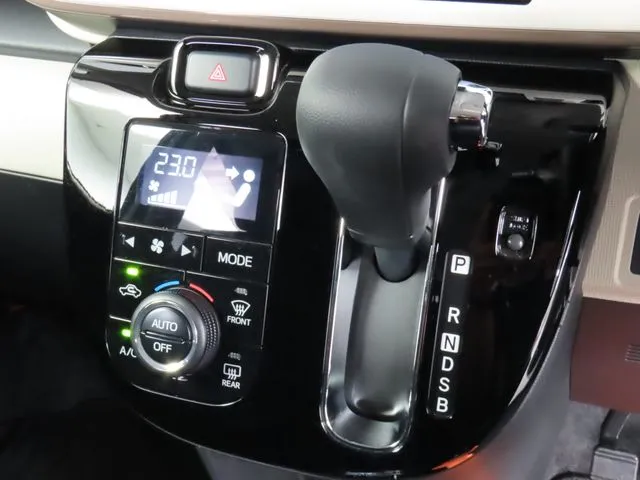 ダイハツ ムーヴ キャンバス