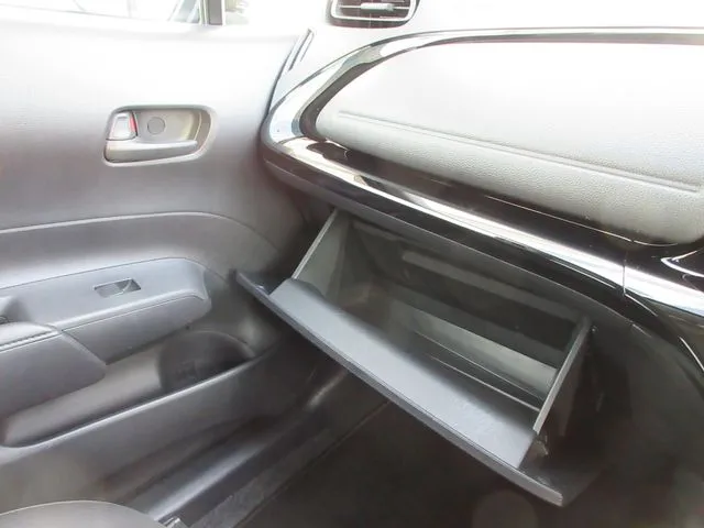 アクア(トヨタ)の車両写真