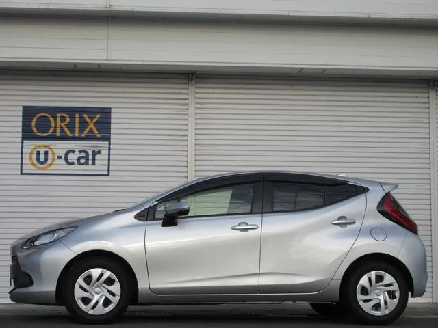 アクア(トヨタ)の車両写真