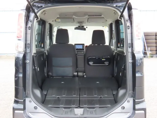 スペーシア　ギア（スズキ）の車両写真