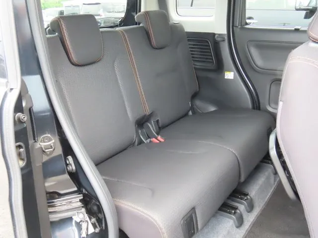 スペーシア　ギア（スズキ）の車両写真