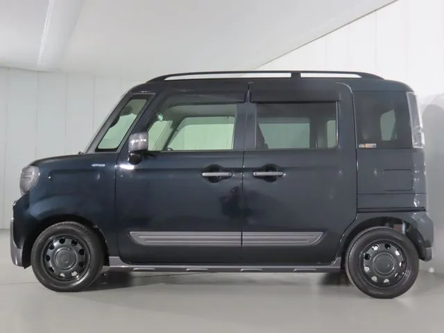 スペーシア　ギア（スズキ）の車両写真