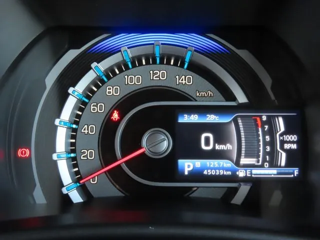 スズキ　ハスラー