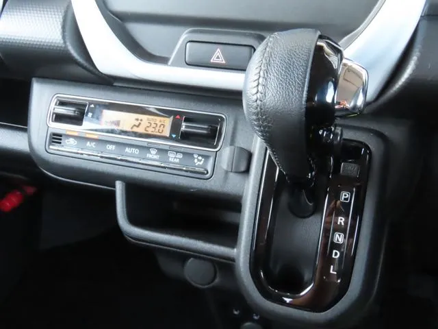 スズキ　ハスラー