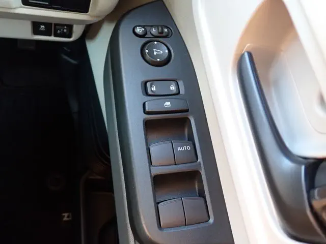 ホンダ　Ｎ　ＢＯＸ