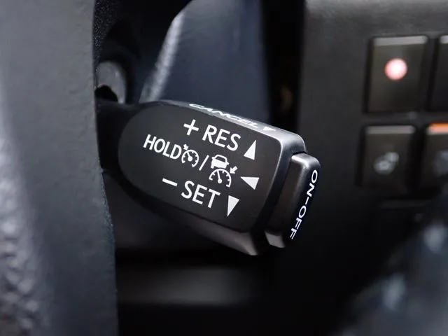 トヨタ　アルファード　４ＷＤ