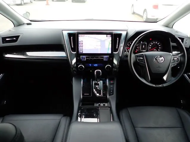 トヨタ　アルファード　４ＷＤ