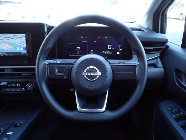 ノート(ニッサン)の車両写真