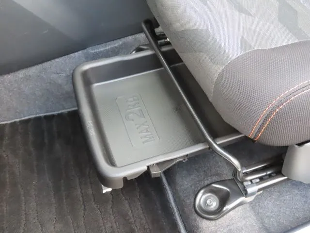 タフト（ダイハツ）の車両写真