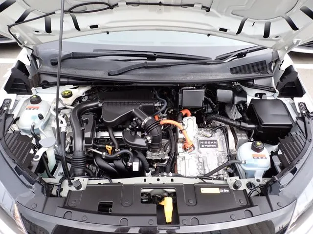 ノート(ニッサン)の車両写真