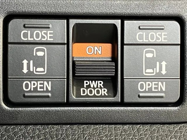 トヨタ　エスクァイア