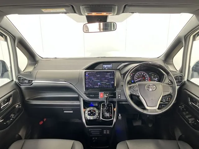 トヨタ　エスクァイア