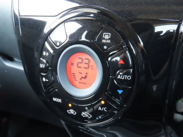 ノート（ニッサン）の車両写真