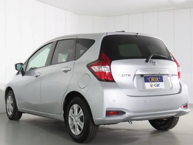 ノート（ニッサン）の車両写真