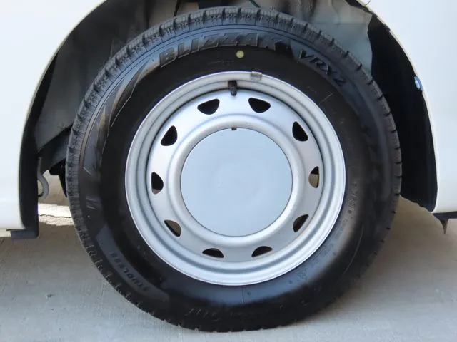 ミラ　イース（ダイハツ）の車両写真