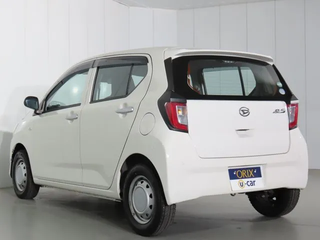 ミラ　イース（ダイハツ）の車両写真