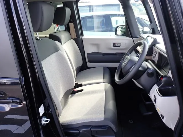 ホンダ　Ｎ　ＢＯＸ