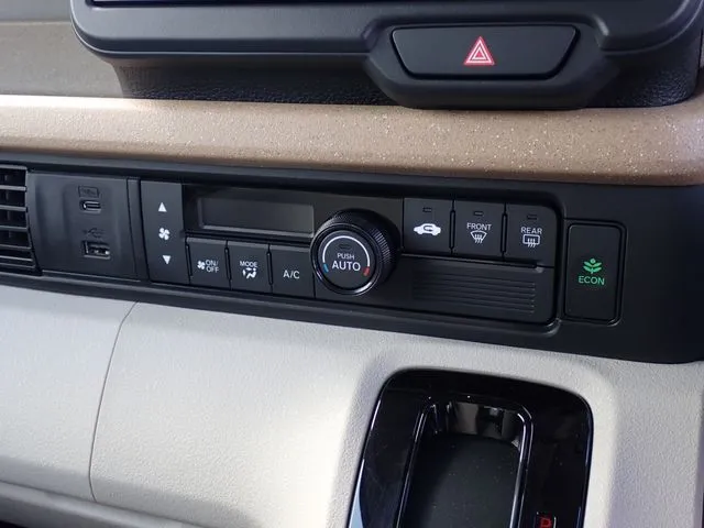 ホンダ　Ｎ　ＢＯＸ