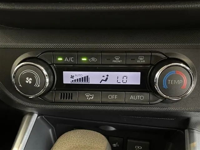 ダイハツ　ロッキー