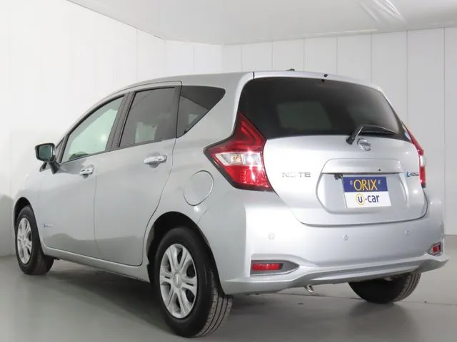 ノート（ニッサン）の車両写真