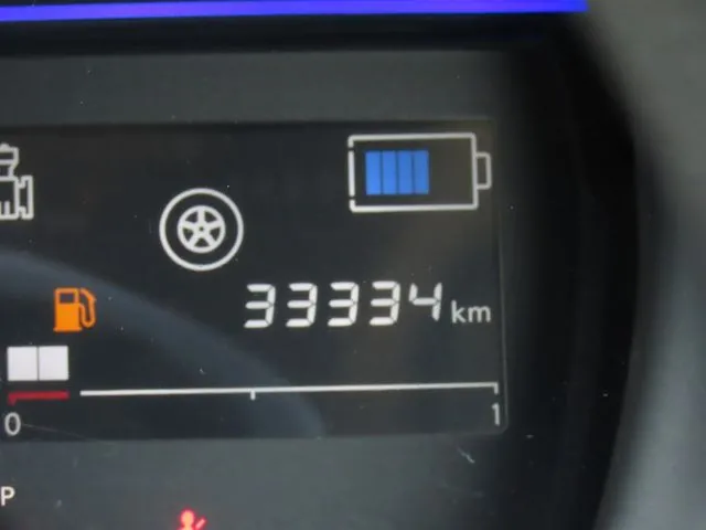 ノート（ニッサン）の車両写真